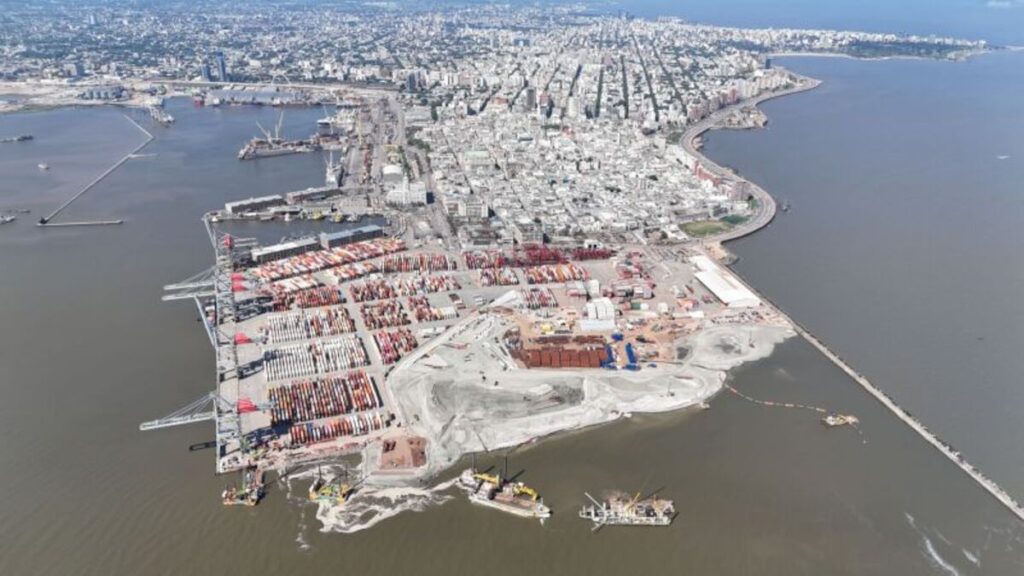 flota de dragado, ANP, Puerto de Montevideo, dragado, mantenimiento portuario, calado, comercio exterior, infraestructura portuaria, Uruguay,