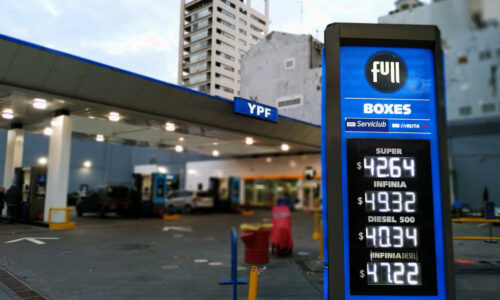 Combustibles, Impuestos, Nafta, Gasoil, Precios, Economía, Decreto 840/2025, ICL, IDC, Recaudación