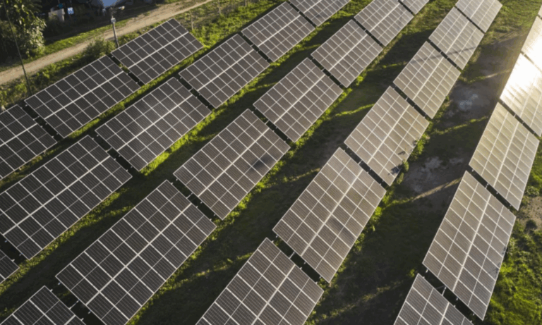 Energía, Renovables, Córdoba, Parque Solar, Grupo Dinosaurio, Fotovoltaico, Infraestructura, Inversiones