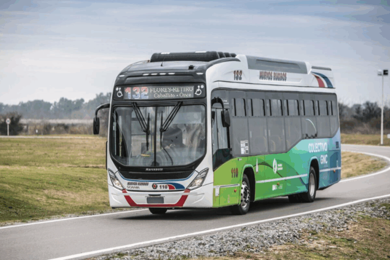 transporte público, colectivos, GNC, movilidad sustentable, Ciudad de Buenos Aires, AMBA, Grupo Metropol, líneas 65 y 151,