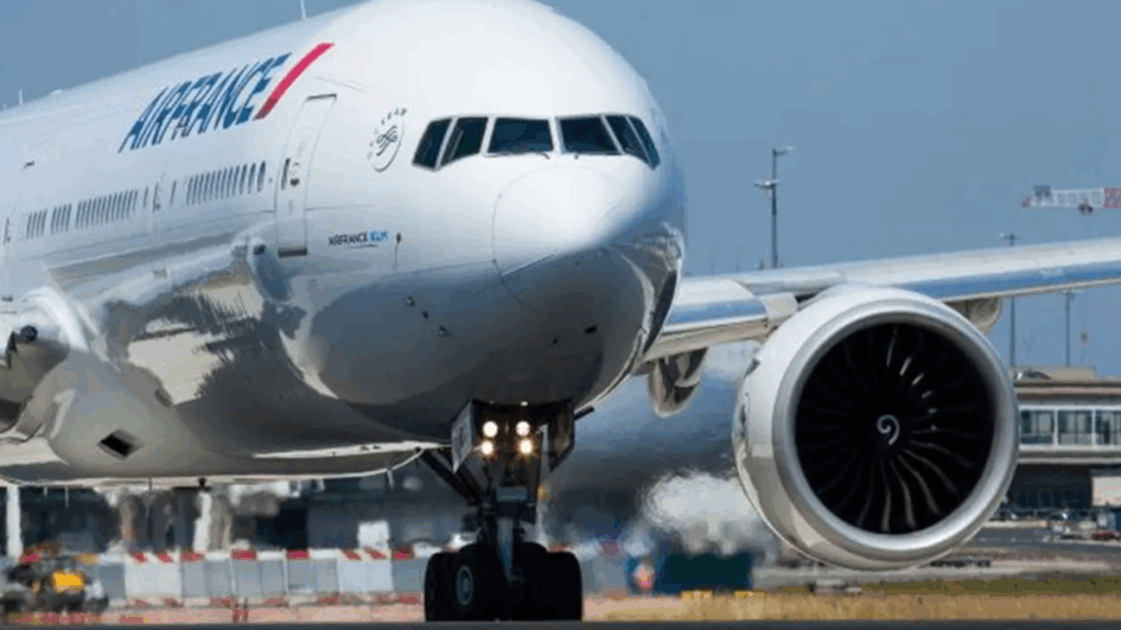 Air France, aviación comercial, vuelos internacionales, París, Buenos Aires, aeropuerto de Ezeiza, Charles de Gaulle, rutas aéreas, conectividad aérea, Airbus A350,