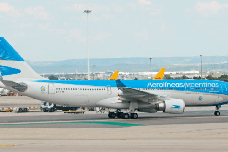 Aerolíneas Argentinas, Airbus A330, Río de Janeiro, Aeroparque, Ezeiza, ANAC, Tráfico aéreo, Temporada de verano, Transporte aéreo, Brasil, Boeing 737