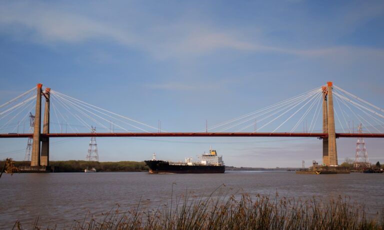 Hidrovía, Vía Navegable Troncal, buque,