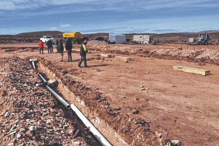 minería, Calcatreu, Río Negro, oro, plata, Región Sur, Ingeniero Jacobacci, empleo, inversión, control ambiental, lixiviación,