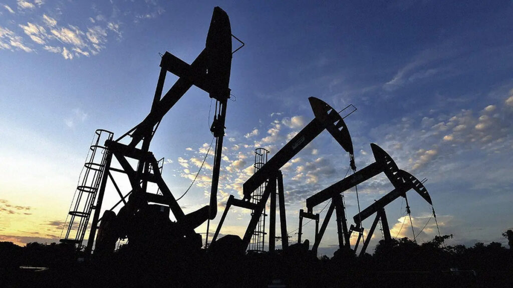 petróleo, mercados energéticos, Vaca Muerta, Brasil, Guyana, OPEP+, precios del crudo, JPMorgan,