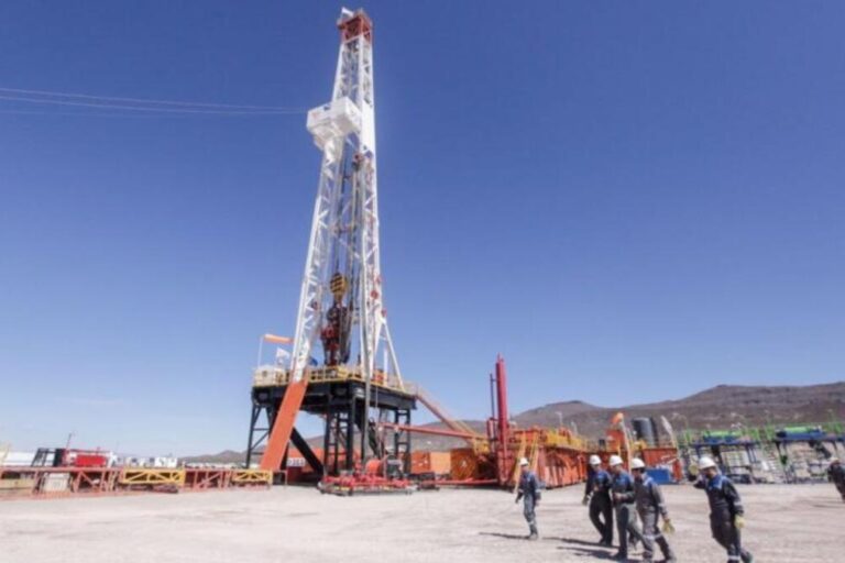 balanza comercial, energía, Vaca Muerta, exportaciones energéticas, superávit comercial, Indec, petróleo, gas