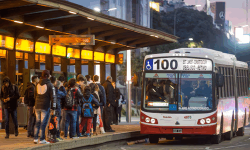 UTA, transporte urbano, colectivo, paritaria, aumento salarial, AMBA, medidas de fuerza, conflicto laboral, empresas de transporte, colectivos
