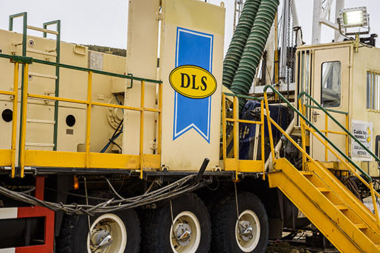 DLS, Vaca Muerta, perforación, YPF, Patterson-UTI, rigs, shale,
