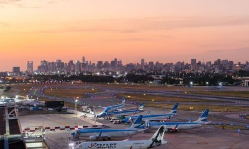 transporte aéreo, aeropuertos de Buenos Aires, Aeroparque Jorge Newbery, Aeropuerto Internacional de Ezeiza, Corporación América Airports, tráfico de pasajeros 2025, vuelos internacionales, vuelos domésticos, carga aérea,