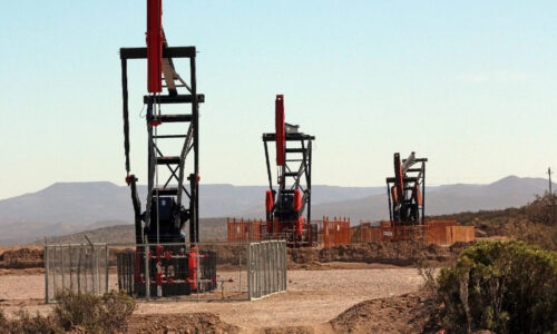 YPF, Manantiales Behr, Rovella Capital, Proyecto Andes, hidrocarburos, petróleo, gas natural, Chubut,