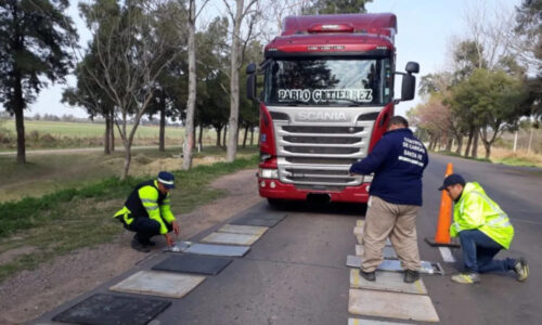 Santa Fe, transporte de carga, pesaje de camiones, seguridad vial, rutas provinciales, APSV, Dirección Provincial de Vialidad, peaje portuario, infraestructura vial,