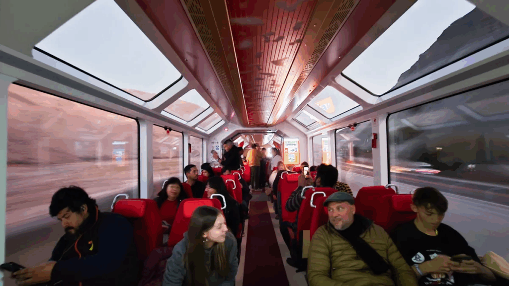 Tren Solar de la Quebrada, Jujuy, turismo sustentable, movilidad limpia, Quebrada de Humahuaca, experiencias turísticas, salidas nocturnas,