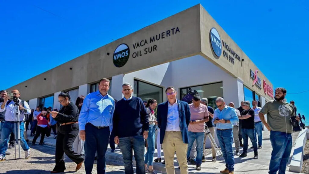 Vaca Muerta, VMOS, Vaca Muerta Oil Sur, Sierra Grande, Punta Colorada, Río Negro, Neuquén, oleoductos, petróleo, exportaciones de petróleo, YPF, Pluspetrol, shale oil