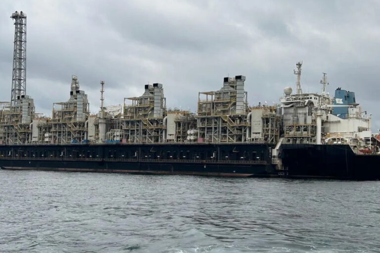 Río Negro, YPF, Argentina LNG, gas natural licuado, GNL, Vaca Muerta, exportación de gas, infraestructura energética, inversiones