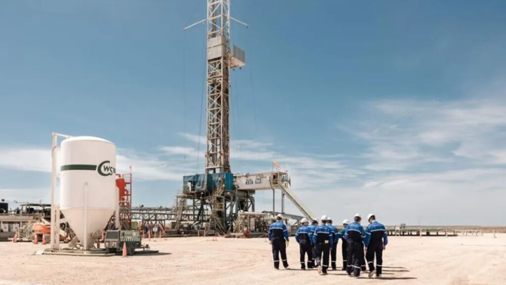 Phoenix Global Resources, Vaca Muerta, Río Negro, shale oil, Confluencia Sur, perforación, superpozo, producción de petróleo, no convencional,