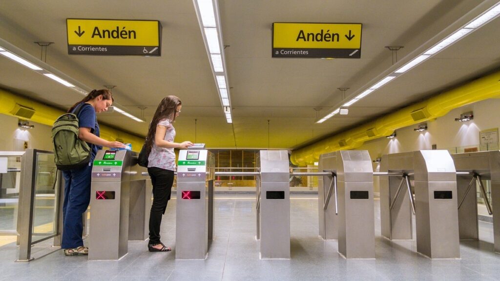 subte, peajes, tarifas, transporte, boleto estudiantil, Ciudad de Buenos Aires, IPC, inflación, subsidios, autopistas, movilidad urbana