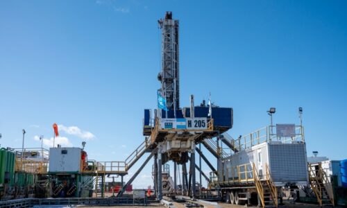 YPF, Manantiales Behr, Golfo San Jorge, petróleo convencional, desinversión, Rovella Capital, industria petrolera, energía, Comisión Nacional de Valores, Vaca Muerta