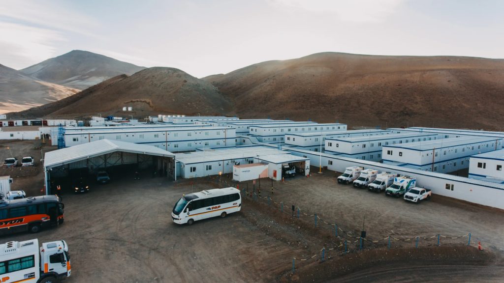 minería, Vicuña, La Rioja, San Juan, conflicto interprovincial, cobre, inversiones, infraestructura vial, impacto ambiental, empleo local, proveedores regionales, política minera, BHP, Lundin Mining,