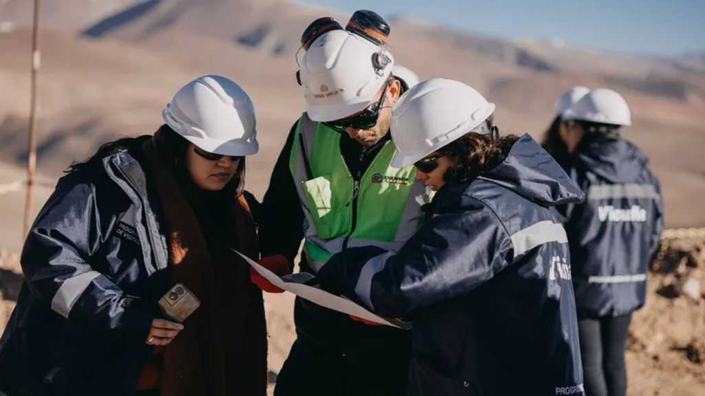 Vicuña, minería, cobre, San Juan, Chile, Tratado de Integración Minera, proveedores mineros, CAPRIMSA, José Morea, PowerChina, compre local, inversión minera, minería binacional, industria minera, Argentina, transición energética
