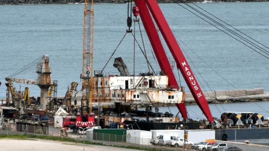 Servimagnus, draga, Puerto de Mar del Plata,