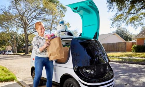 autos sin conductor y robots de reparto