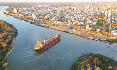 Hidrovía, Hidrovía Paraná-Paraguay, Vía Navegable Troncal, puertos argentinos, puertos del Norte Grande, logística del NEA, transporte de cargas, exportaciones argentinas, comercio exterior, navegación comercial, industria forestal, infraestructura portuaria, transporte fluvial, puertos de Entre Ríos, puertos de Corrientes, puertos de Misiones, puertos de Formosa, Puerto de Barranqueras