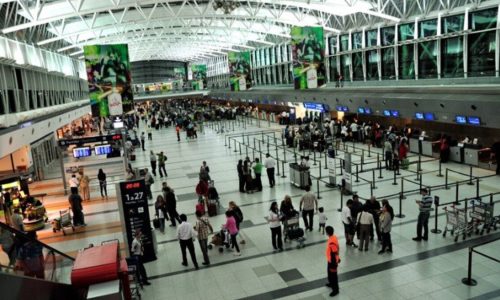 Aeropuertos Argentina, Aeropuertos Argentina 2000, Eduardo Eurnekian, Corporación América Airports, concesión aeroportuaria, aeropuertos, Ezeiza, Aeroparque, infraestructura aeroportuaria, inversiones, transporte aéreo, ORSNA