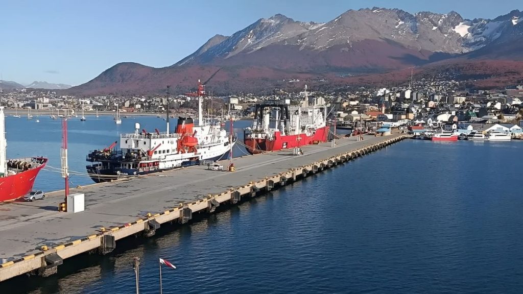 puertos patagónicos, puertos de la Patagonia, logística portuaria, infraestructura portuaria, Puerto Madryn, Comodoro Rivadavia, Ushuaia, Río Negro, Puerto San Antonio Este, Punta Colorada, pesca, industria pesquera, desembarques pesqueros, astilleros