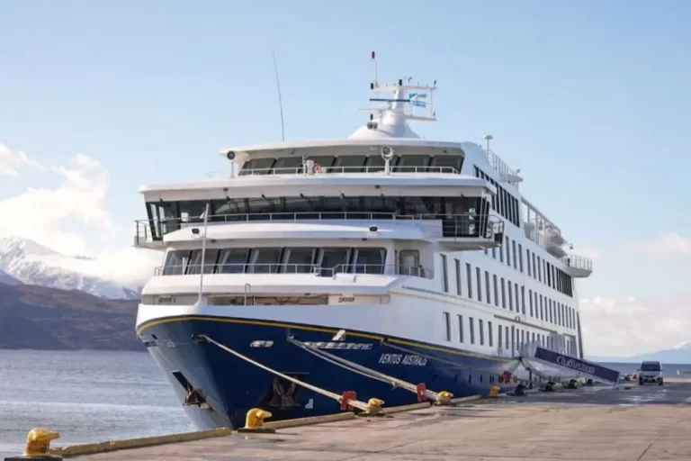 Cruceros, Ushuaia, Puerto de Ushuaia