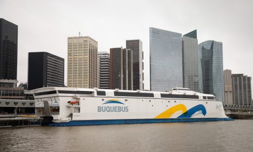 China Zorrilla, ferry, eléctrico, Buquebus,