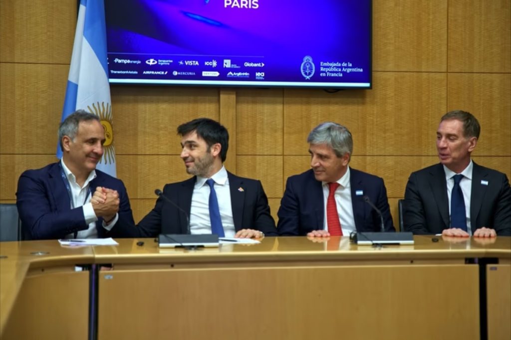 Marcos Bulgheroni, Ignacio Torres, Luis Caputo, Diego Santilli, Argentina Week Parisw, Cerro Dragón